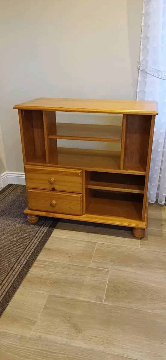 Solid pine TV unit - Image 1