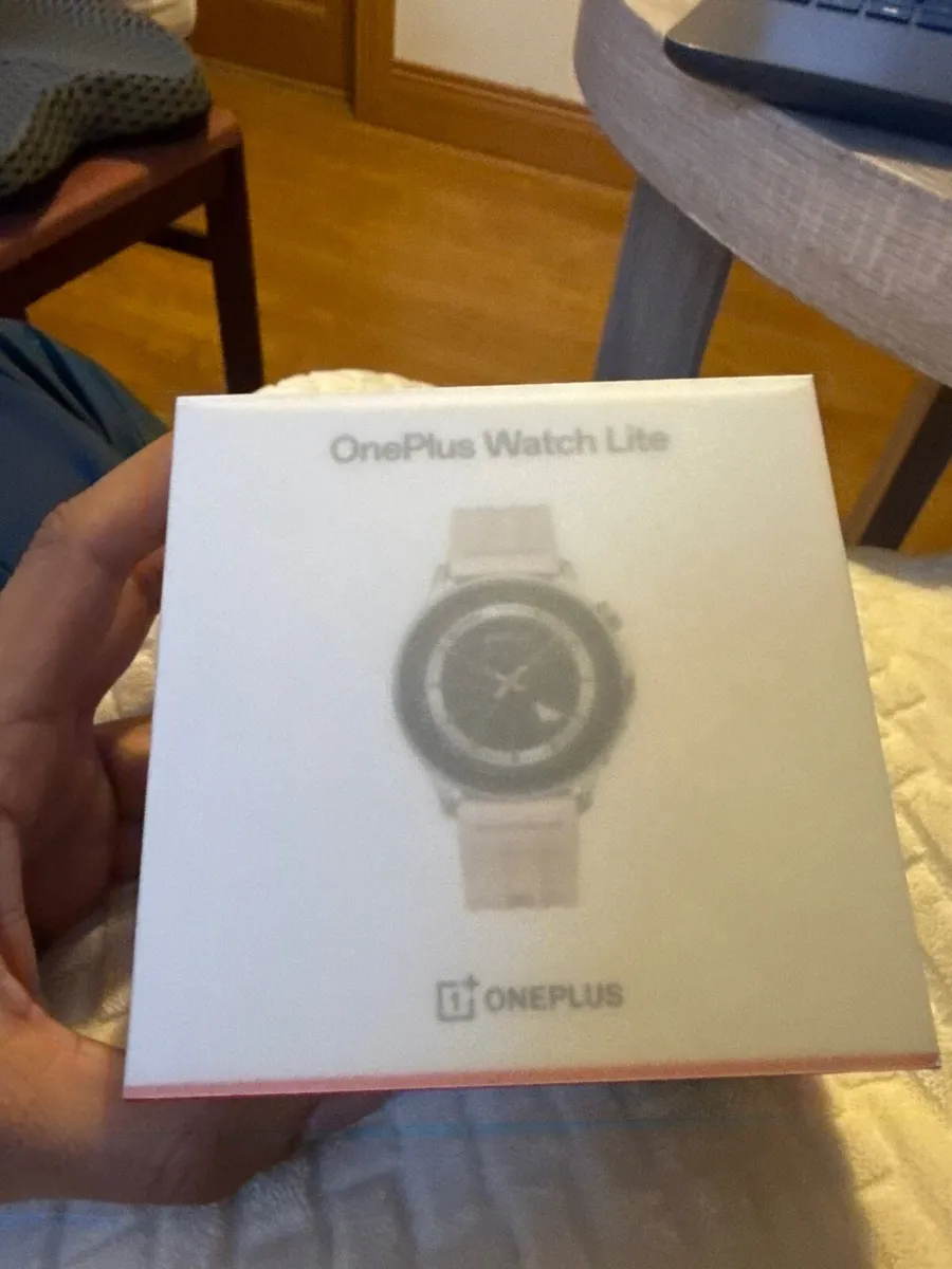 One plus watch lite - Image 1
