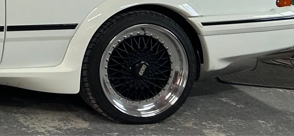 Sierra Cosworth - Image 4
