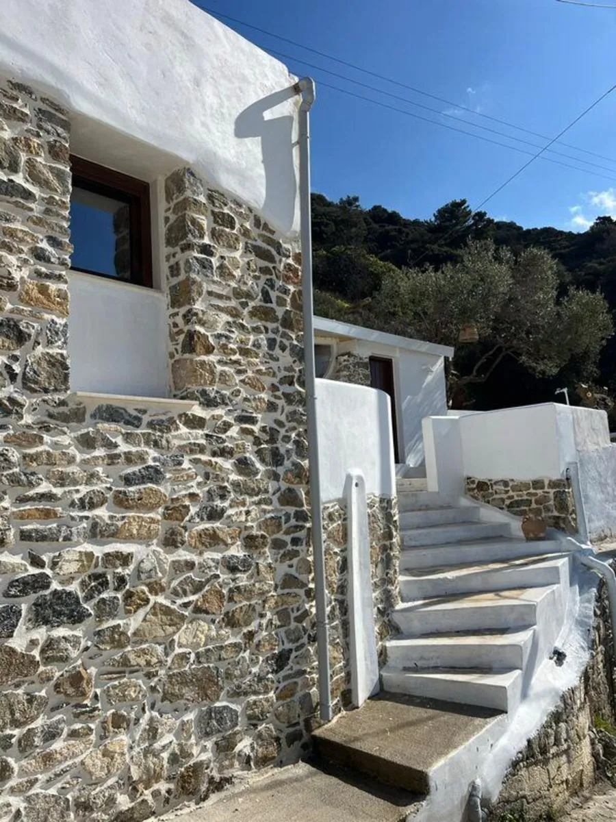 LOVELY EXOTIC HOUSE IN CRETE GREECE - Image 2