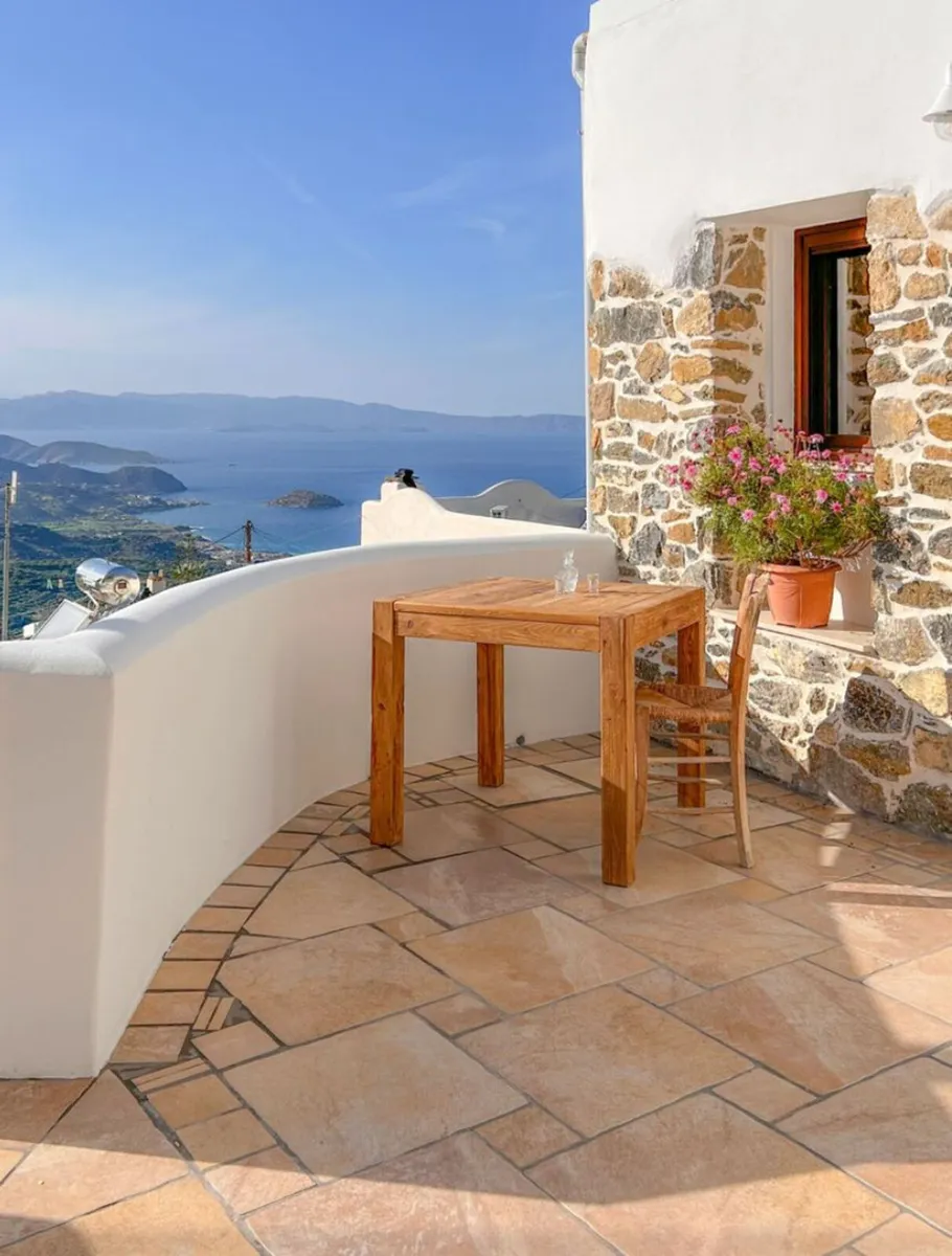 LOVELY EXOTIC HOUSE IN CRETE GREECE - Image 1