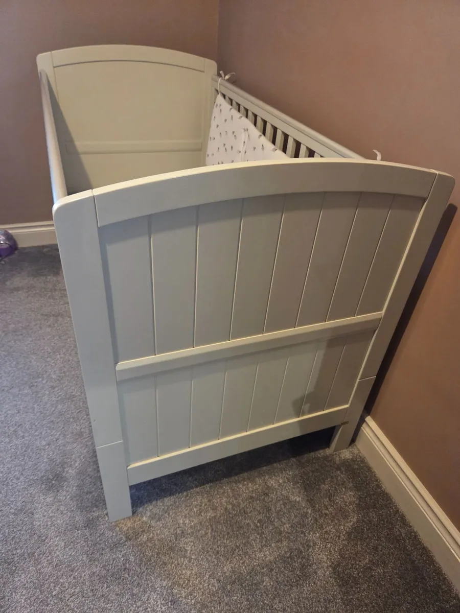 Childs Cot - Image 2