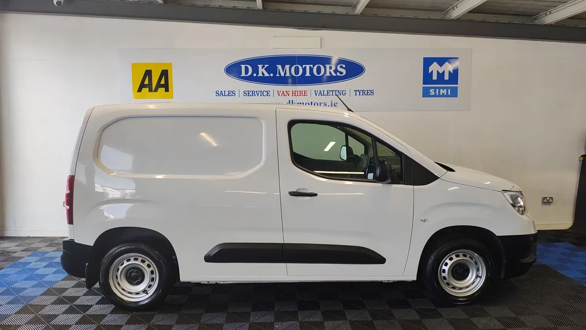 Opel Combo Berlingo Partner - Image 4