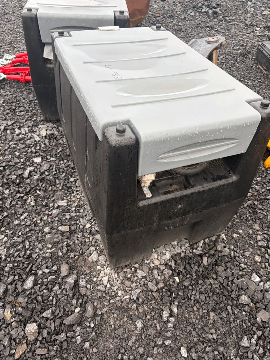 Unused 240L Fuel bowsers 12v pump for sale - Image 1