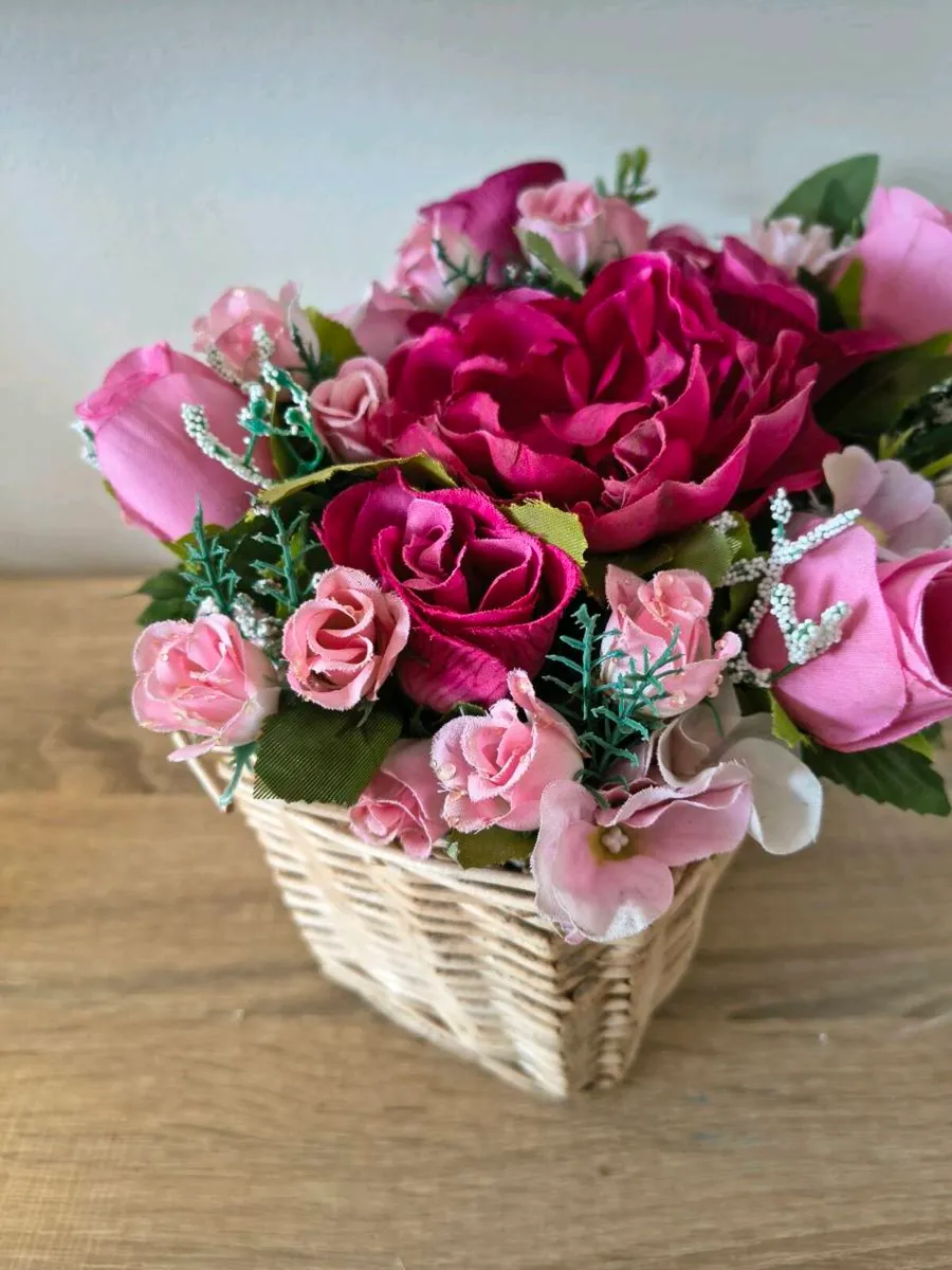 Artificial flower arrangement - Image 2