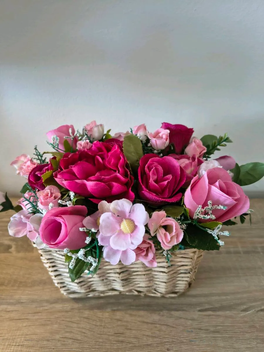 Artificial flower arrangement - Image 3