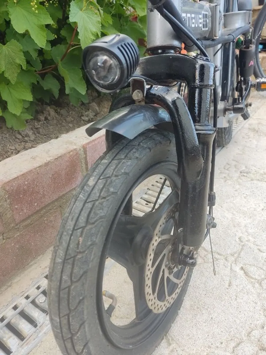 Electric bike Engwe t14 for repair - Image 4