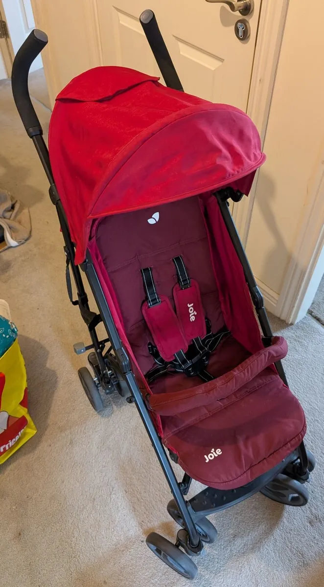 Joie Nitro Lightweight Foldable Stroller - Image 3