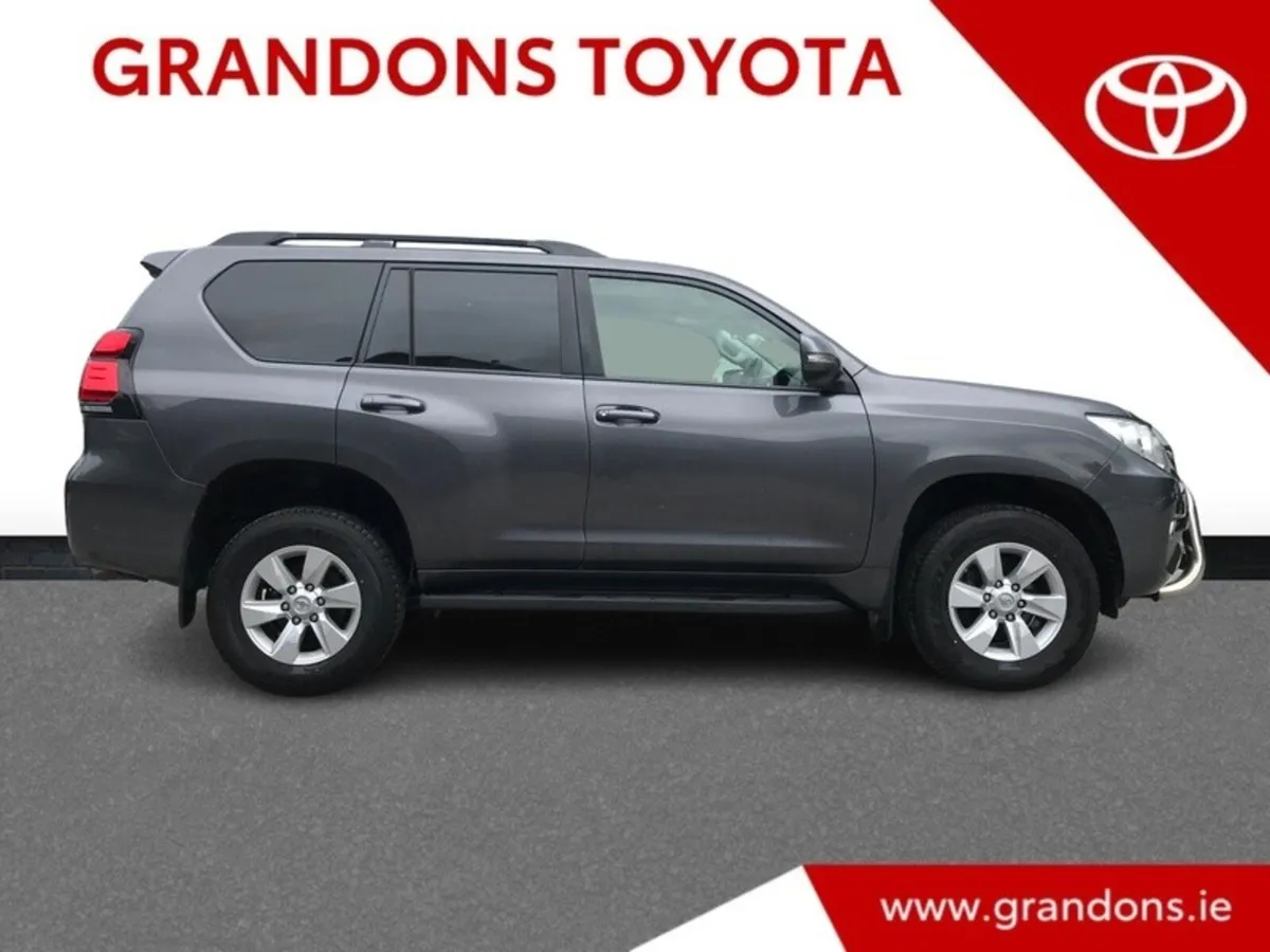 Toyota Land Cruiser LWB COMMERCIAL - TOTAL PRICE - - Image 3