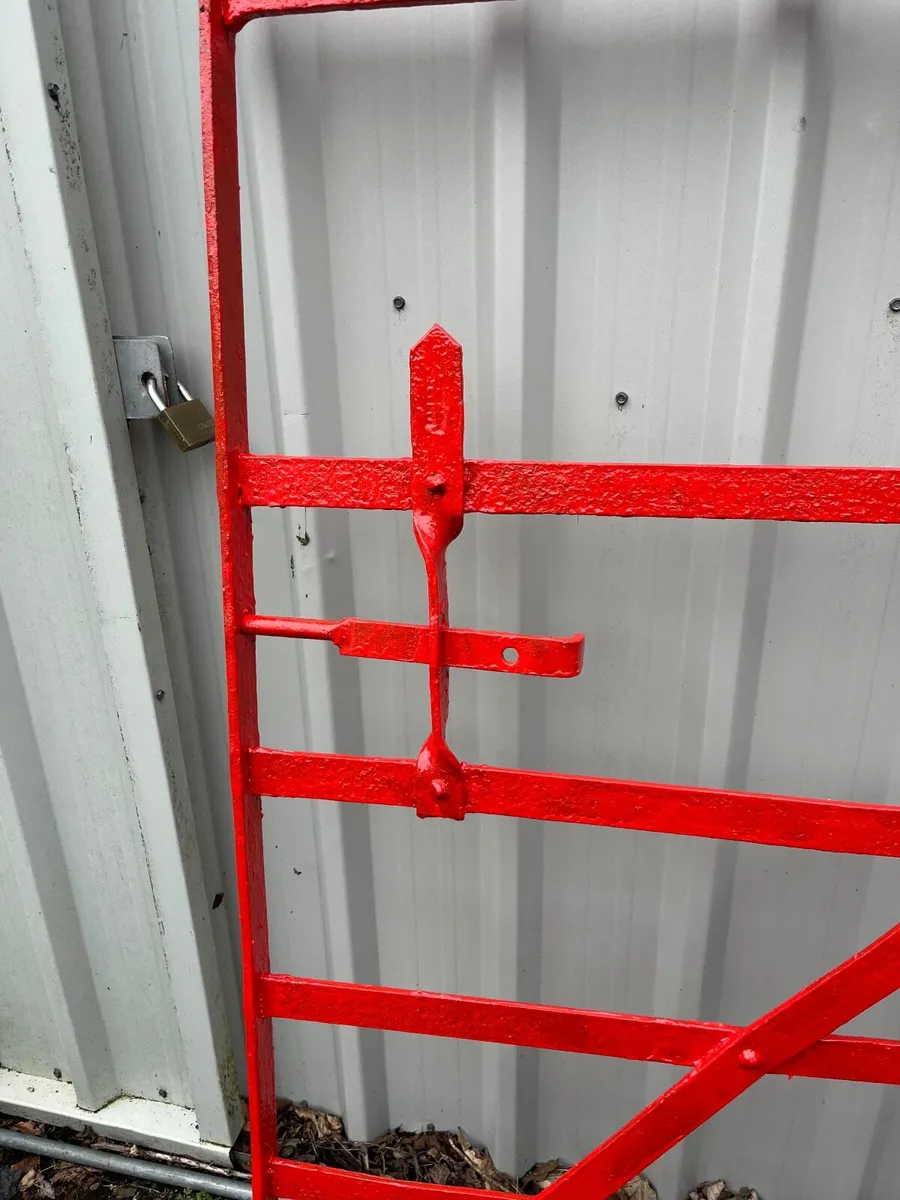 Blacksmiths Gate - Image 2