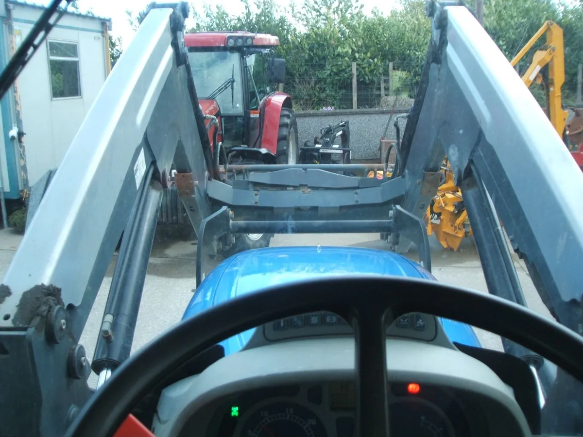 Late 2011 New Holland T6040 Elite with loader - Image 2