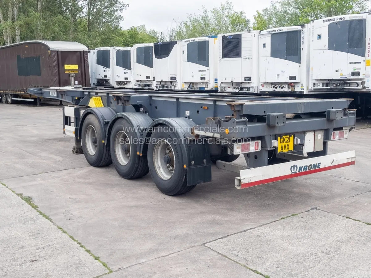 2021 KRONE SLIDING SKELETAL TRAILER - Image 4
