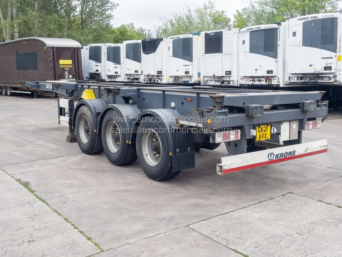 2021 KRONE SLIDING SKELETAL TRAILER - Image 4