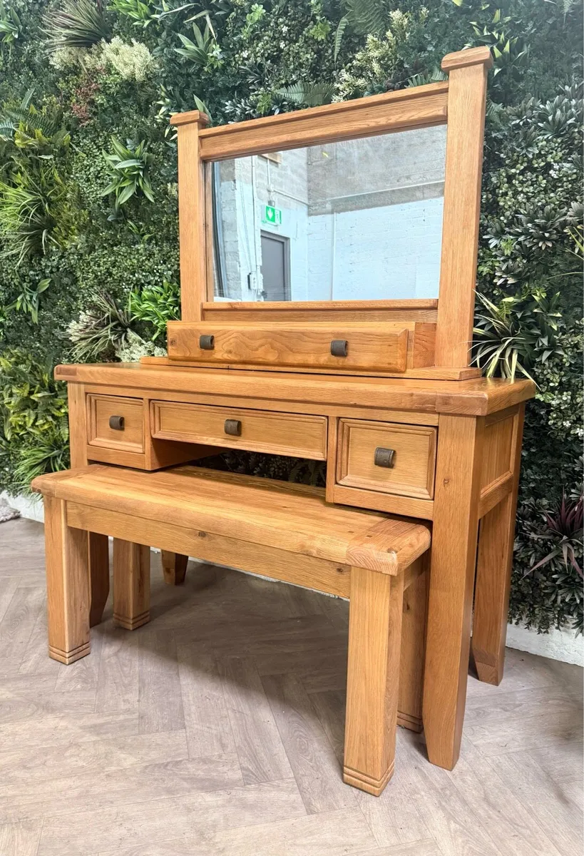 Solid oak vanity set & bench - Image 1