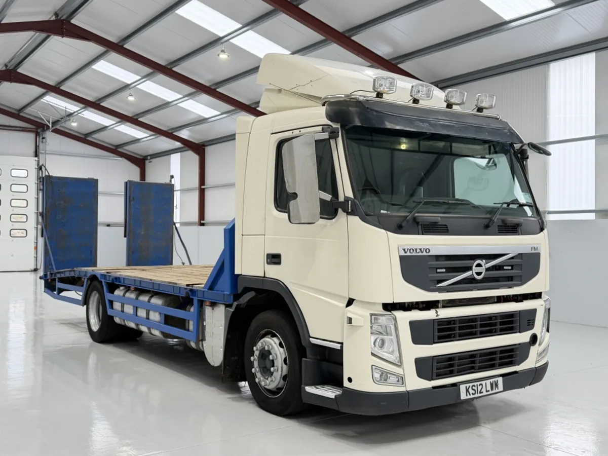 2012 VOLVO ISHIFT FM 330 18T BEAVERTAIL - Image 1