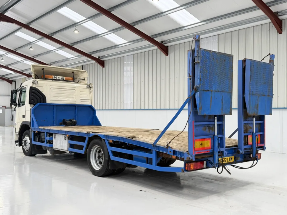 2012 VOLVO ISHIFT FM 330 18T BEAVERTAIL - Image 4