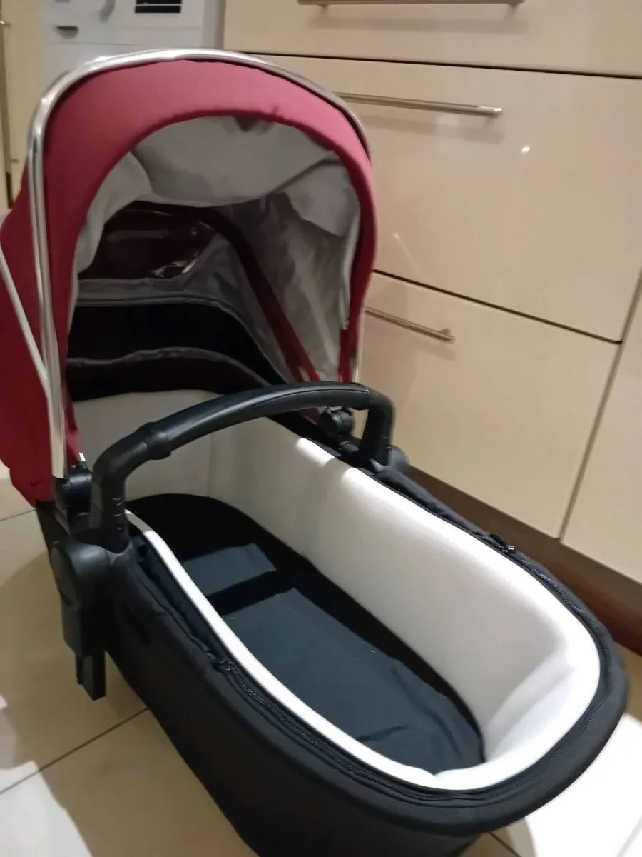 BABYS PRAM AS NEW - Image 3