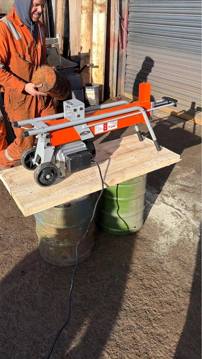 8 ton log splitter - Image 4