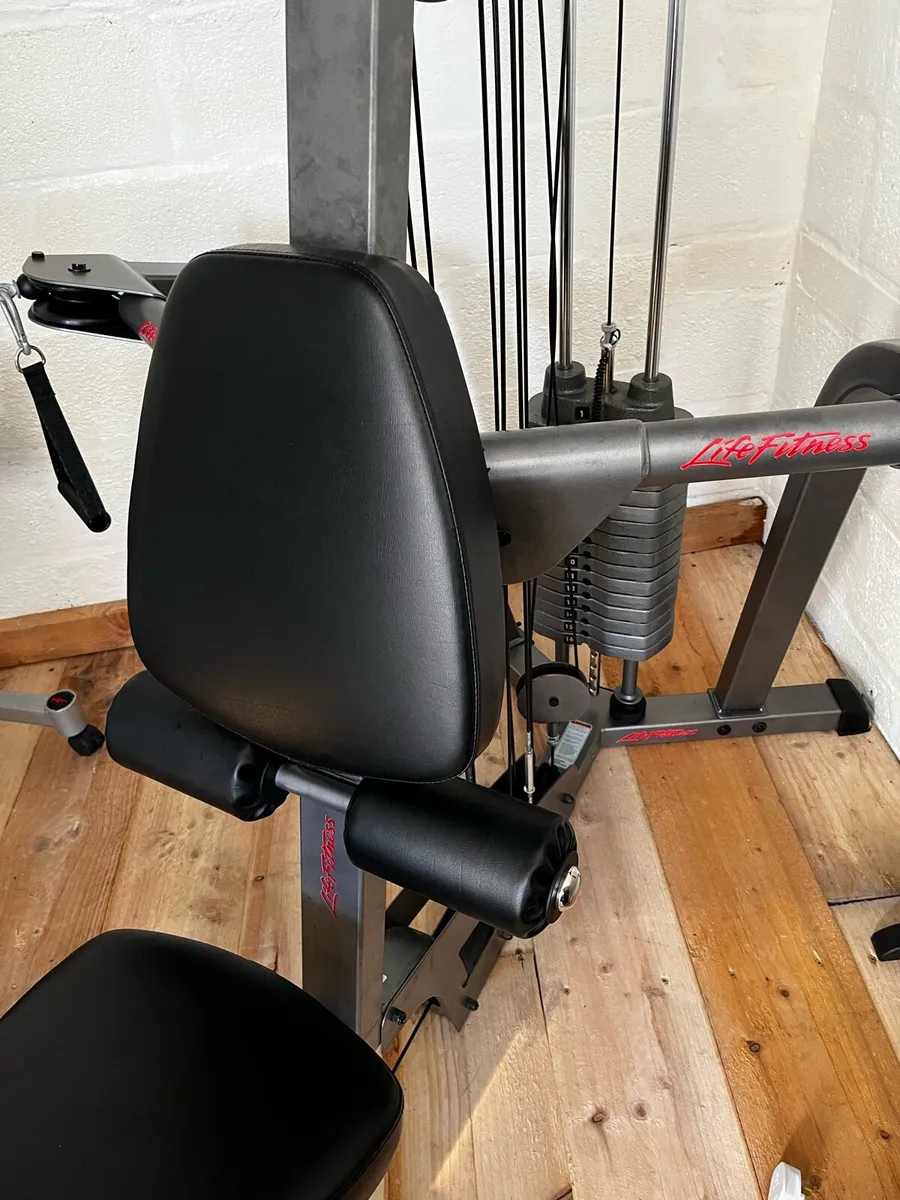 Life fitness G3 multi gym. Commercial - Image 3
