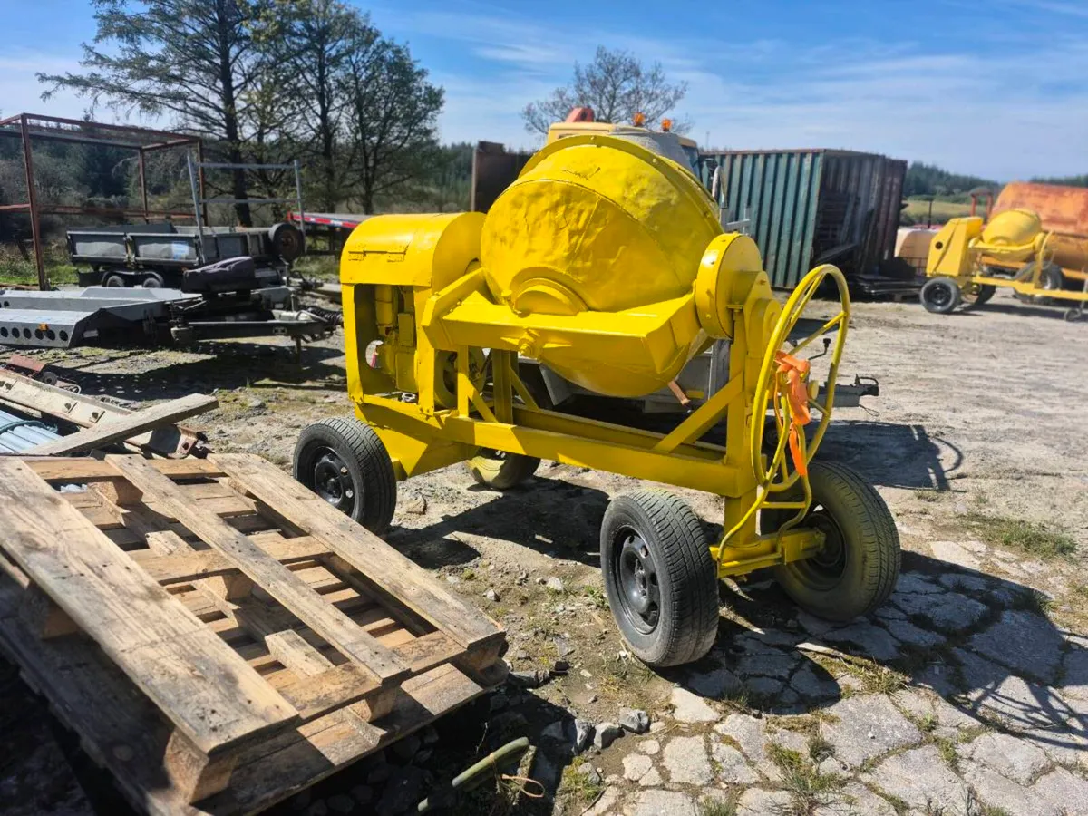 Benford diesel cement mixers - Image 4