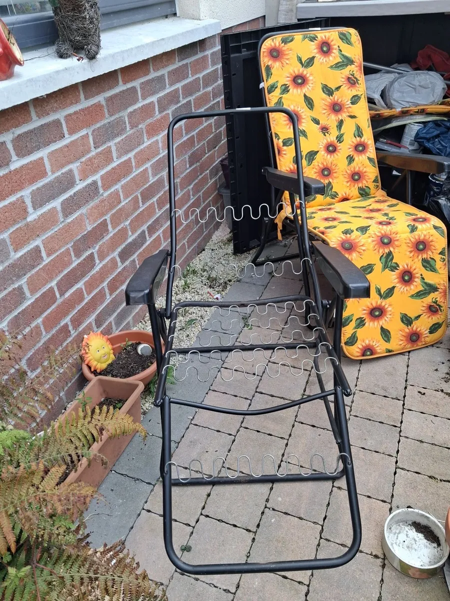Sun loungers - Image 2