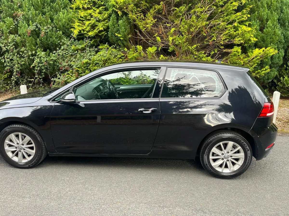 Volkswagen Golf 2018 - Image 2