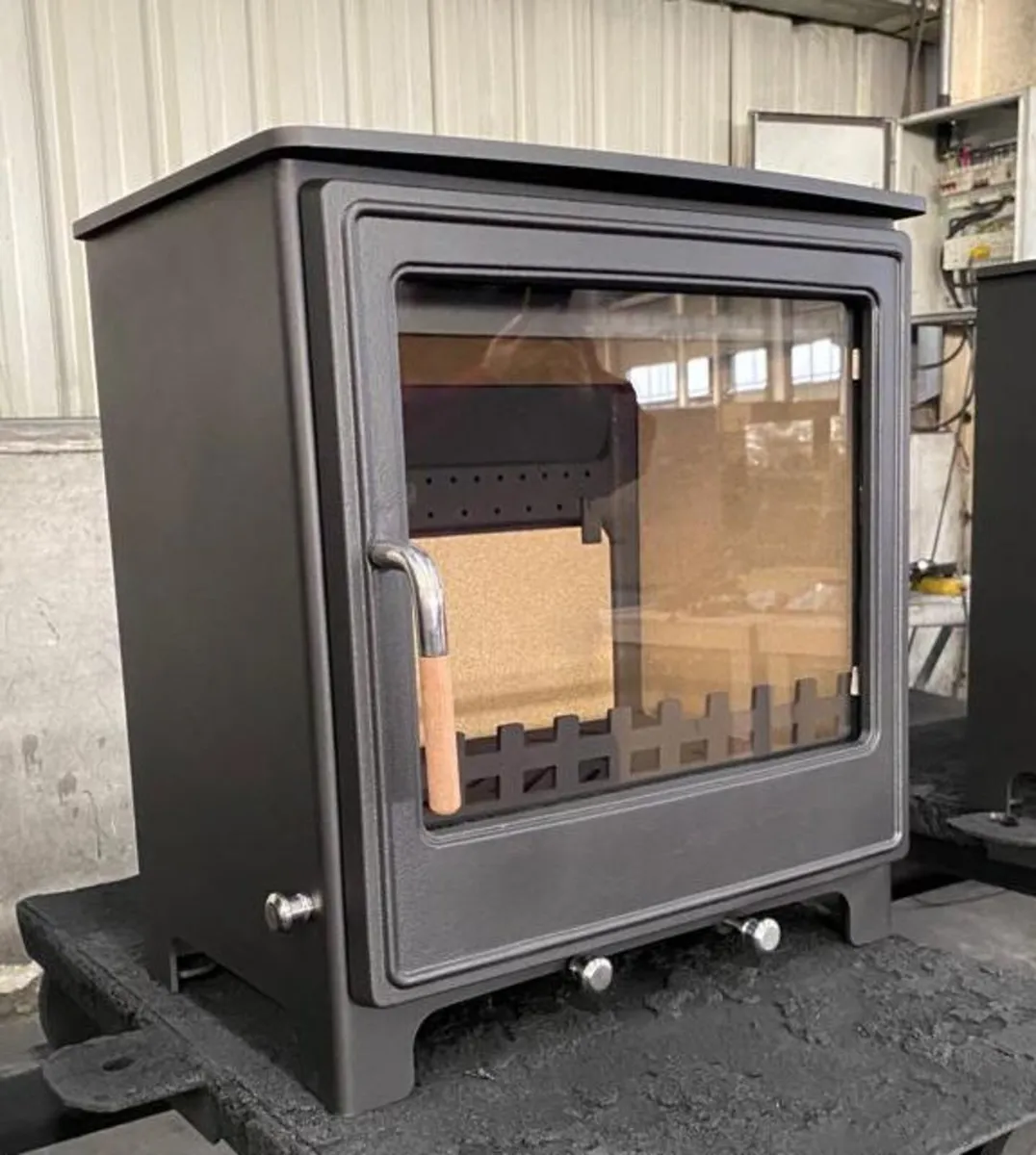 stove - Image 3