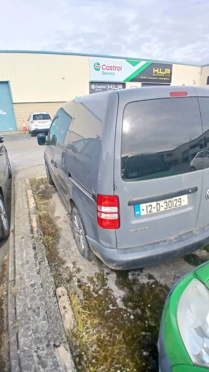 Vw Caddy - Image 3