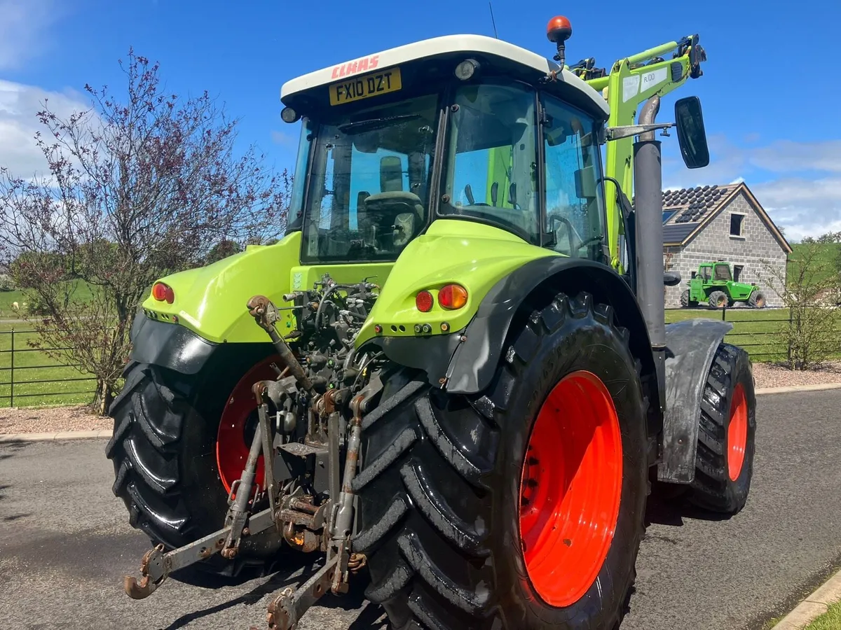 2010 CLAAS Arion 640 with Loader - Image 3