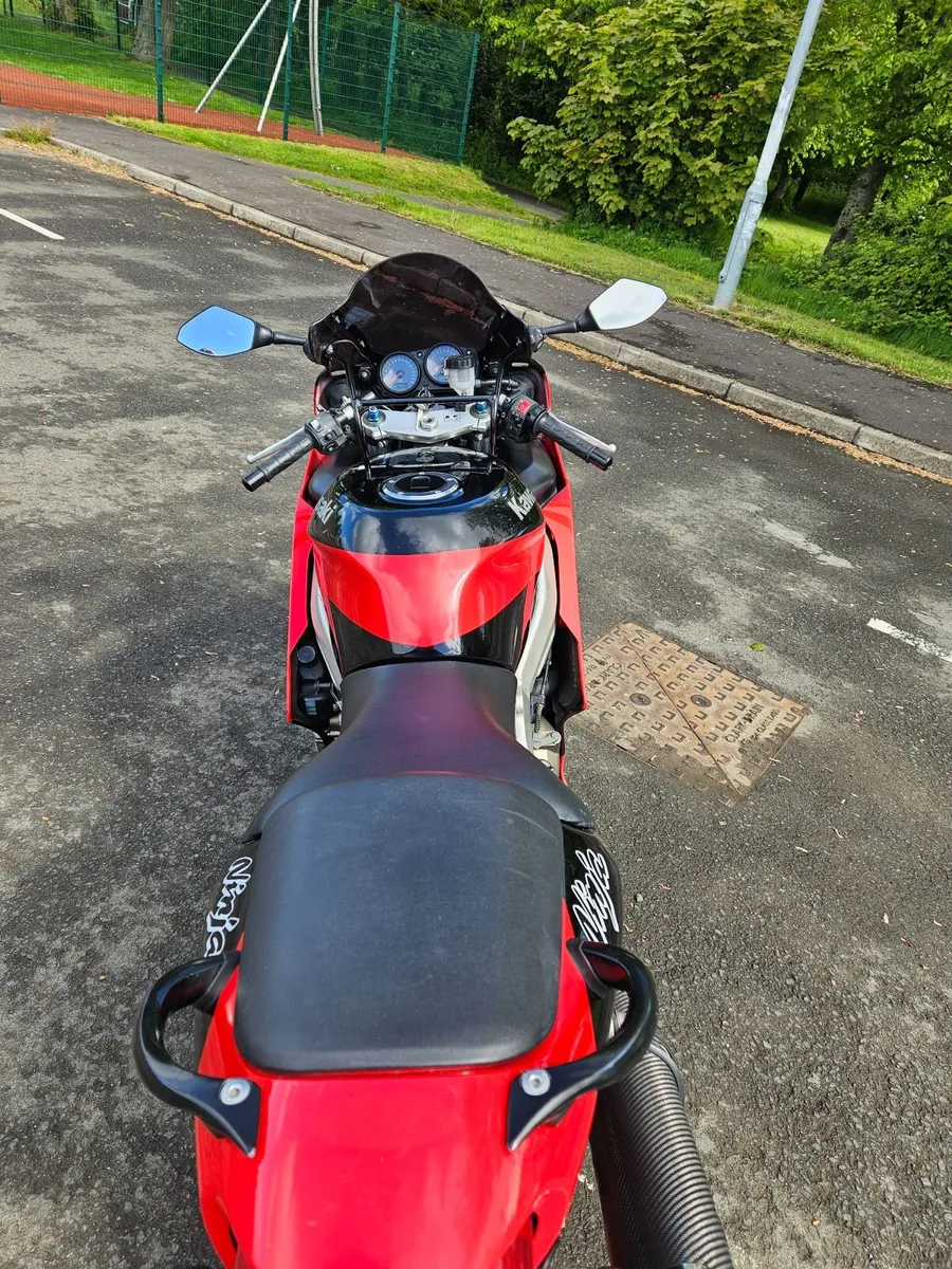 Kawasaki ZX6R 2000 - Image 3
