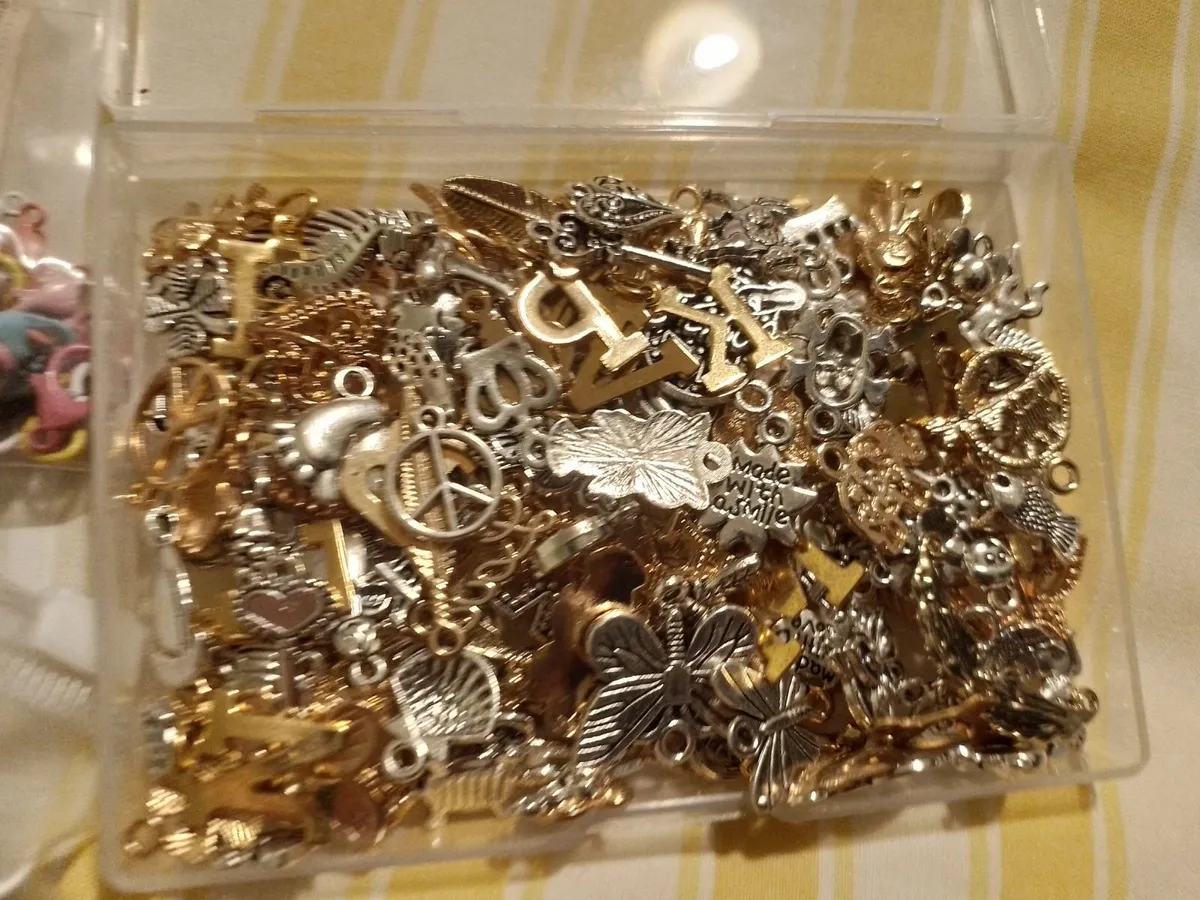 Craft Supplies and Equipment - Image 1