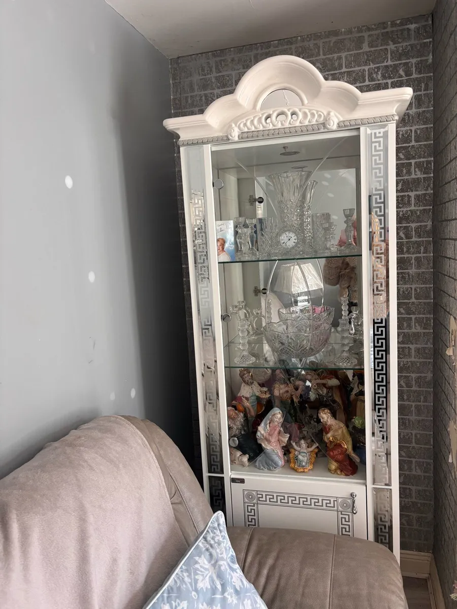 Complete House Contents - Image 4