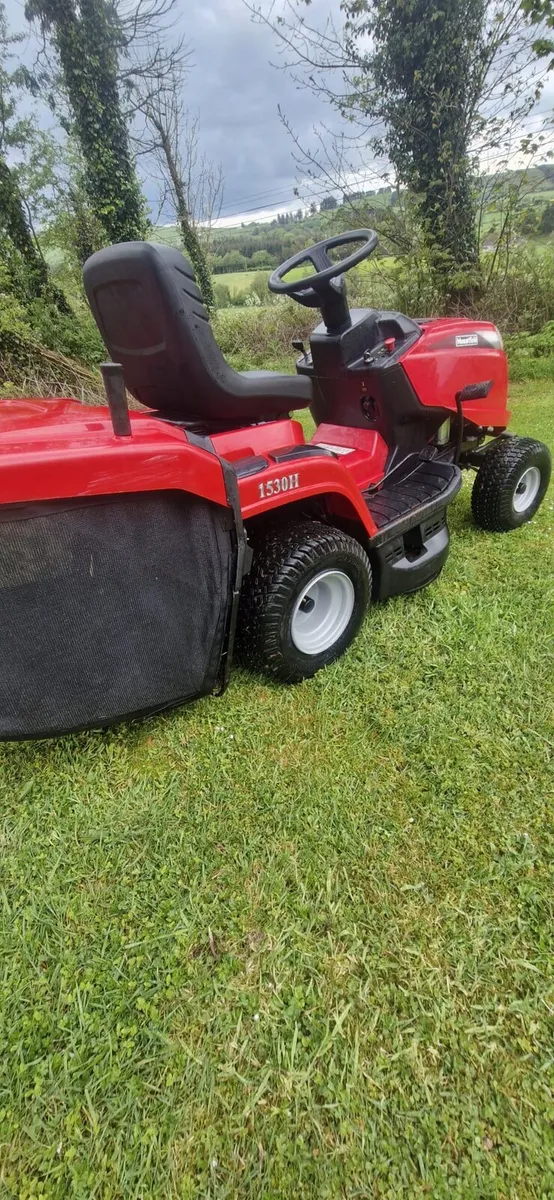 Castlegarden ride on mower 2015 Delivery available - Image 4