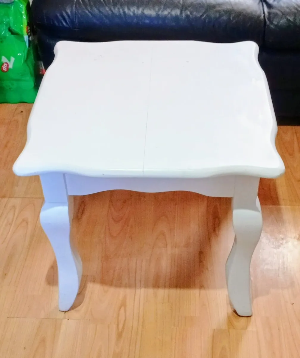 2 white kitchen chairs and white coffee table. - Image 4