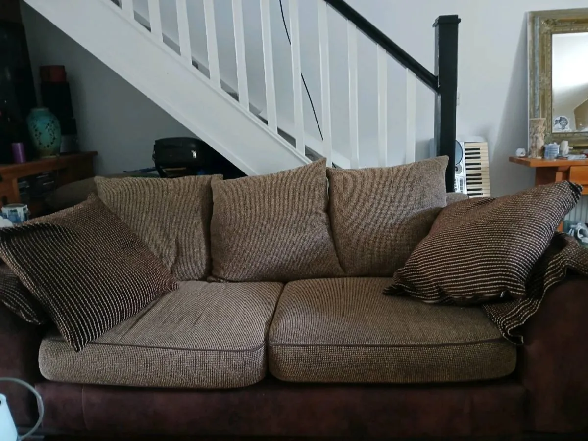 Lovely Sofa - Image 2