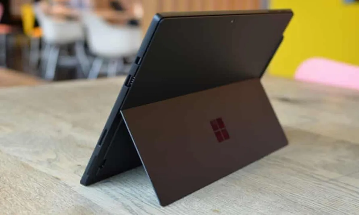 Microsoft Surface Pro 6 Touch i7 16GB RAM 512GB SS - Image 3