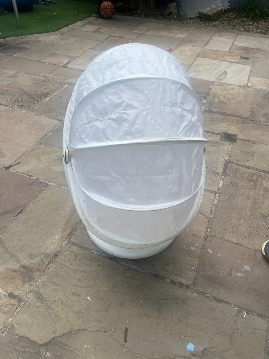 Times egg chair - Image 1