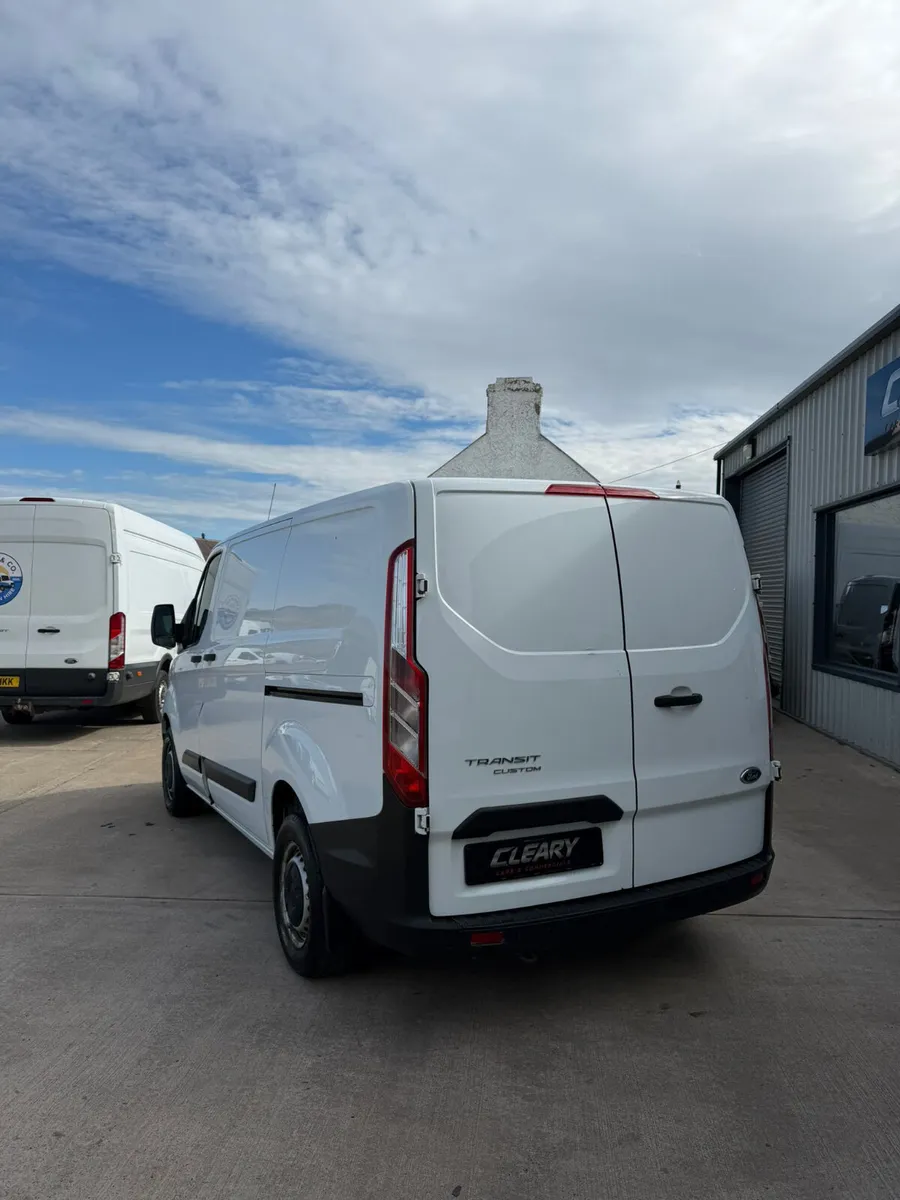 Ford Transit Custom 2019 - Image 2