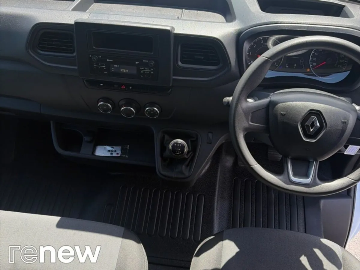 Renault Master LM35 BUSINESS 2.3 DCI 135 BHP *ONLY - Image 2