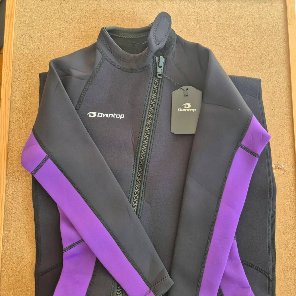 Women's Wetsuit,  3/2mm, M, Brand New - Image 2