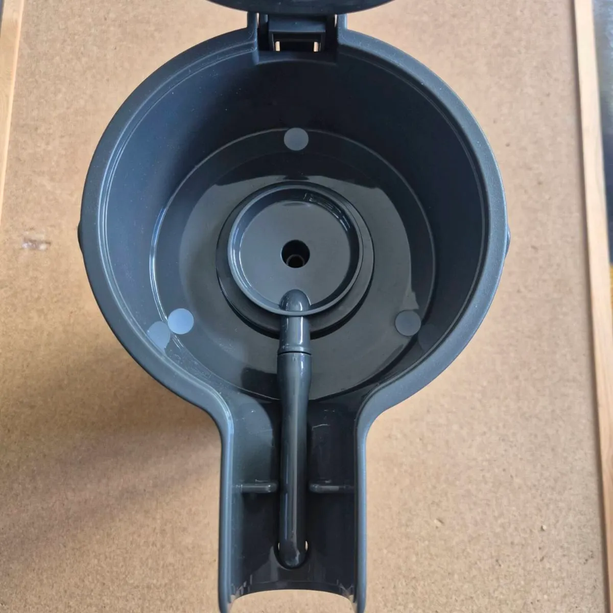 Coffee Thermos Pump Pot, 4L, New - Image 4