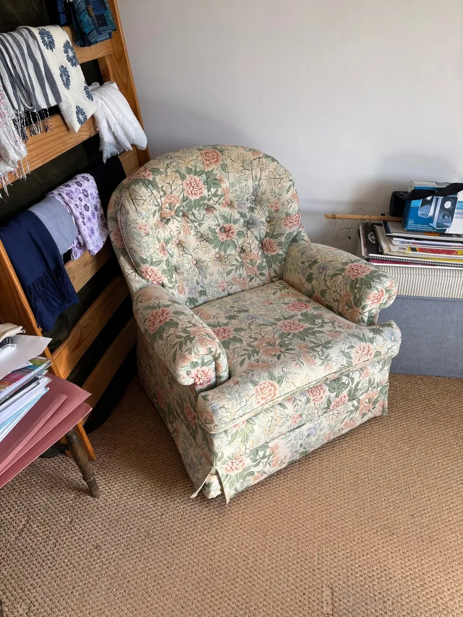 Free Chair