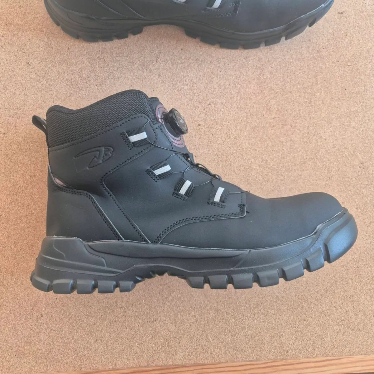 Men's Safety Boots, UK 10, Steel Toe Cap, Brand Ne - Image 3