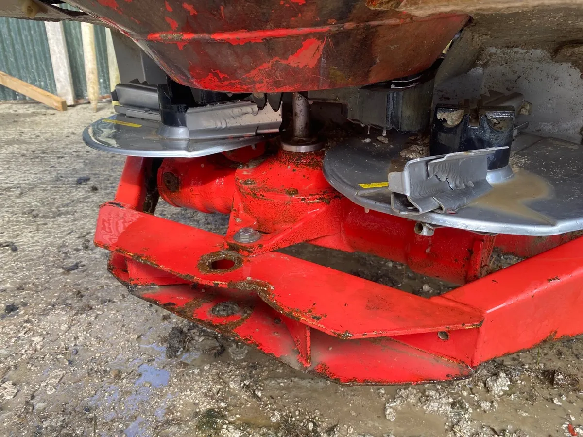 Rauch spreader - Image 1