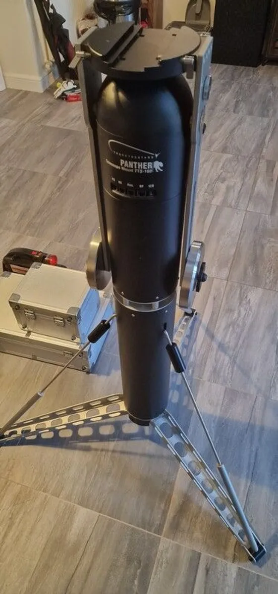 Modern GoTo telescope mount - Image 1