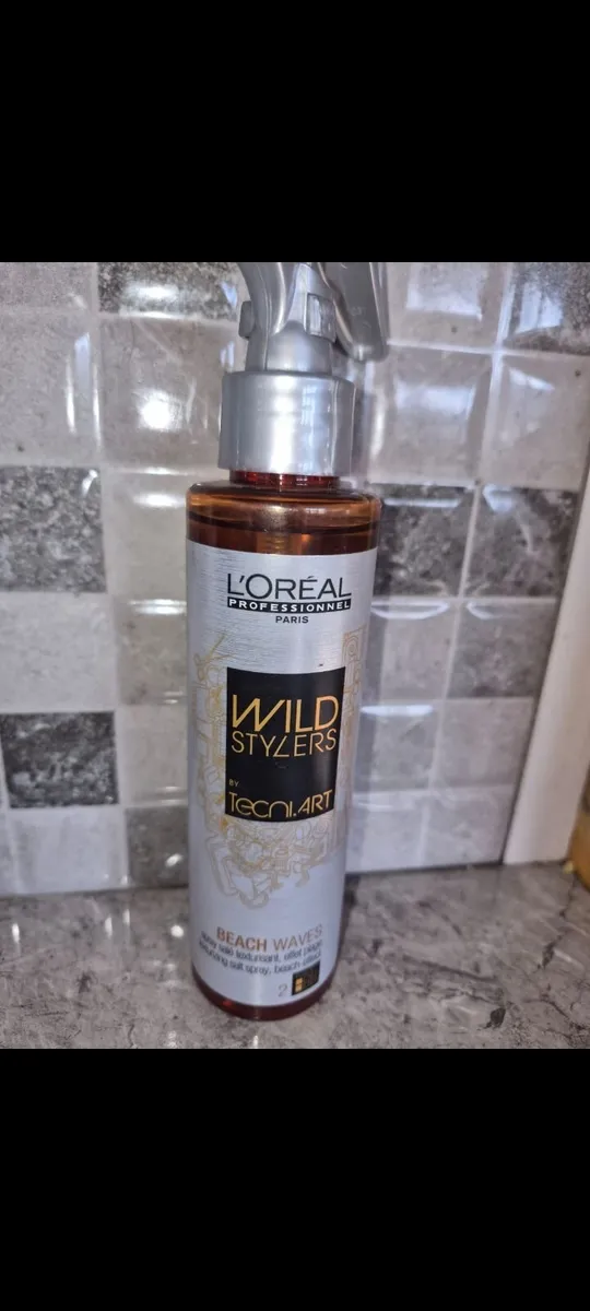 Ladies hair wild stylers beach waves loreal