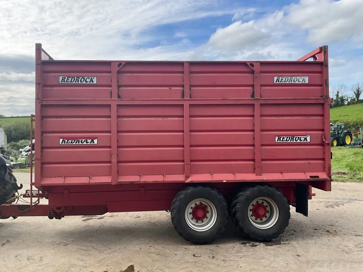 REDROCK 18ft TWIN AXLE SILAGE TRAILER - Image 3