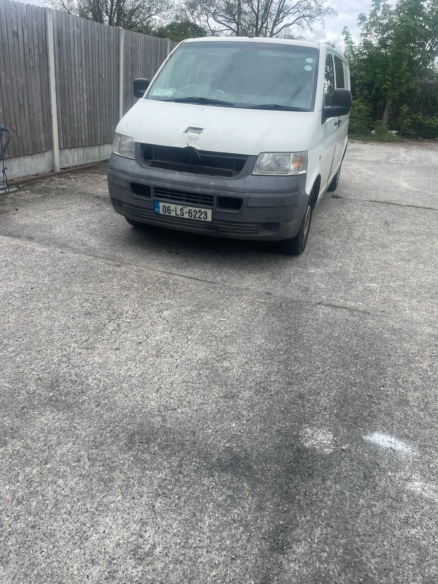 VW Transporter bonnet and front grill