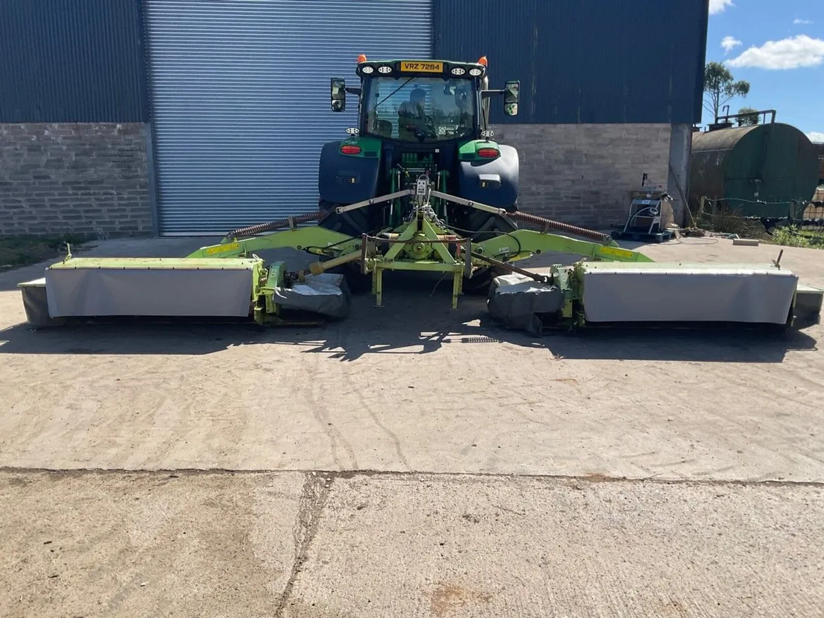 CLAAS DISCO 8550C PLUS REAR BUTTERFLY MOWERS - Image 3
