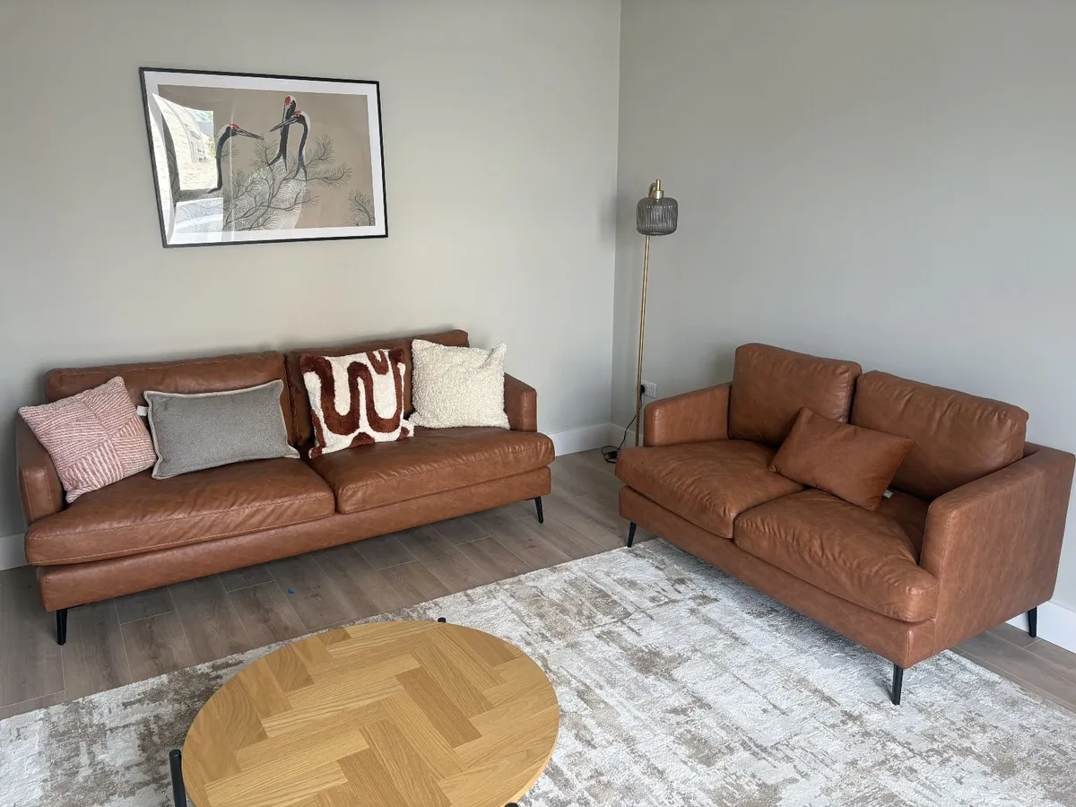 3 + 2 seater sofa brand new - Image 1